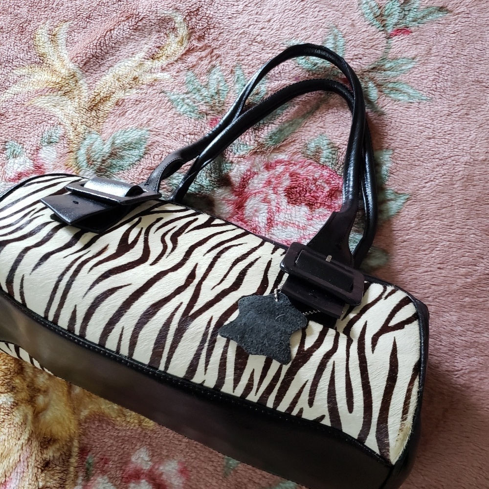 Handbag - Picture 2 of 2
